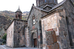 アルメニアの世界遺産ゲガルド修道院