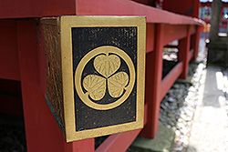 川越の喜多院の重要文化財仙波東照宮の三つ葉葵の御紋
