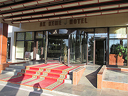 Ak Keme（アク・ケメ）ホテル