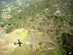 ネパールの山間の航空写真
