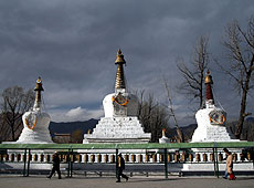 チベットの世界遺産ポタラ宮の仏塔