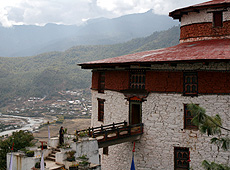 ブータンの国立博物館とパロの街