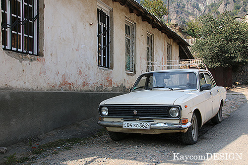 アルメニアの車