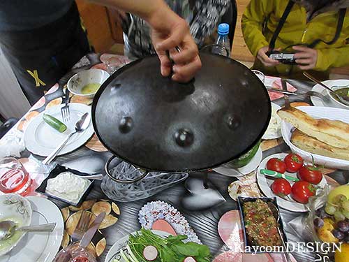 アゼルバイジャン式の鉄板焼きランチ