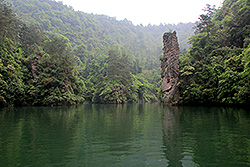 中国の世界遺産・武陵源の宝峰湖