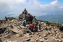 日本百名山の磐梯山の山頂