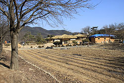 韓国の世界遺産の安東河回村