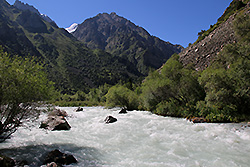 キルギスのアラ・アルチャ自然公園