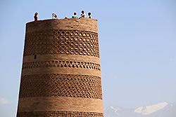 キルギスの世界遺産バラサグン遺跡のブラナの塔