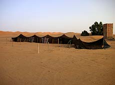 モロッコのサハラ砂漠にあるベルベル人のテント
