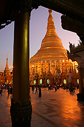 ミャンマーのシュエダゴン・パゴダ