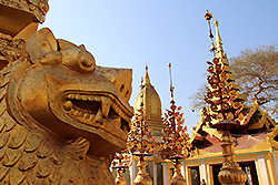 ミャンマーのシュエジゴン・パゴダ