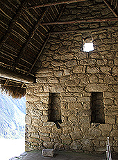 ペルーの世界遺産マチュピチュ遺跡の見張り小屋