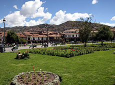 ペルーの世界遺産クスコのアルマス広場