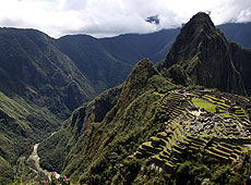 ペルーの世界遺産マチュピチュの全景