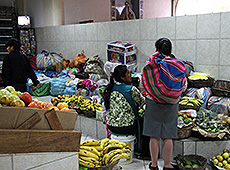 ペルーのアグアスカリエンテスの市場