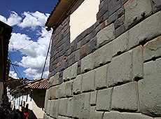 ペルーの世界遺産クスコのインカの石組み