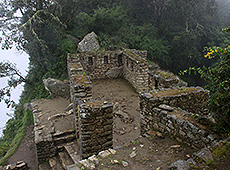  ペルーの世界遺産マチュピチュ遺跡の太陽の門 