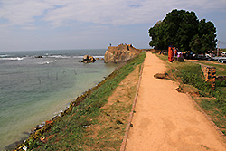 スリランカの世界遺産ゴールの砦の道