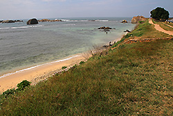 スリランカの世界遺産ゴールの海岸とインド洋