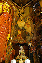 スリランカのコロンボで最大のガンガラーマ寺院