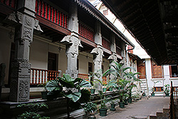 仏歯寺