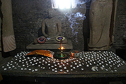 スリランカの世界遺産ポロンナルワ遺跡のトゥーパーラーマ