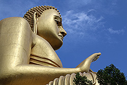 スリランカの世界遺産ダンブッラの黄金寺院の大仏