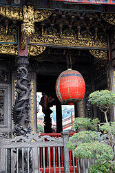 台湾の龍山寺