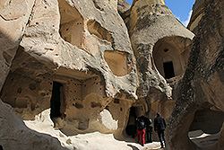 パシャバーの洞窟の教会