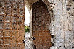 トルコのシルクロードのキャラバンサライのドア