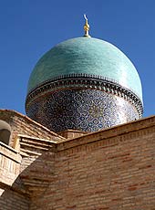 ウズベキスタンの首都タシケントのモスク