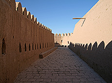ウズベキスタンの世界遺産イチャンカラの城壁